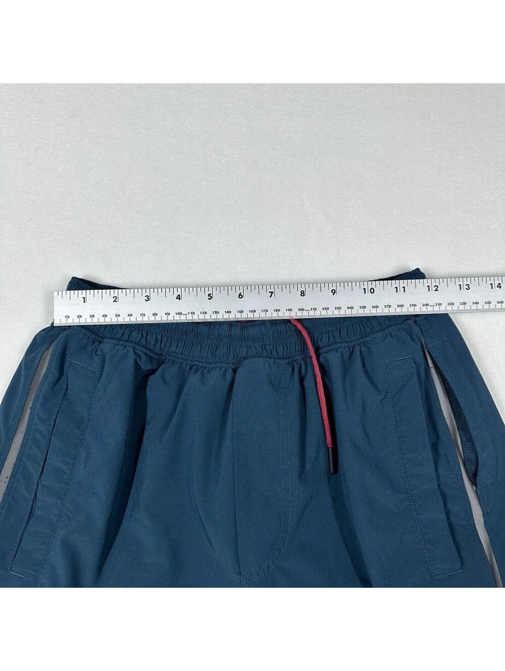 Lululemon Men's Pace Breaker Short 9'' Liner Turquoise Size M